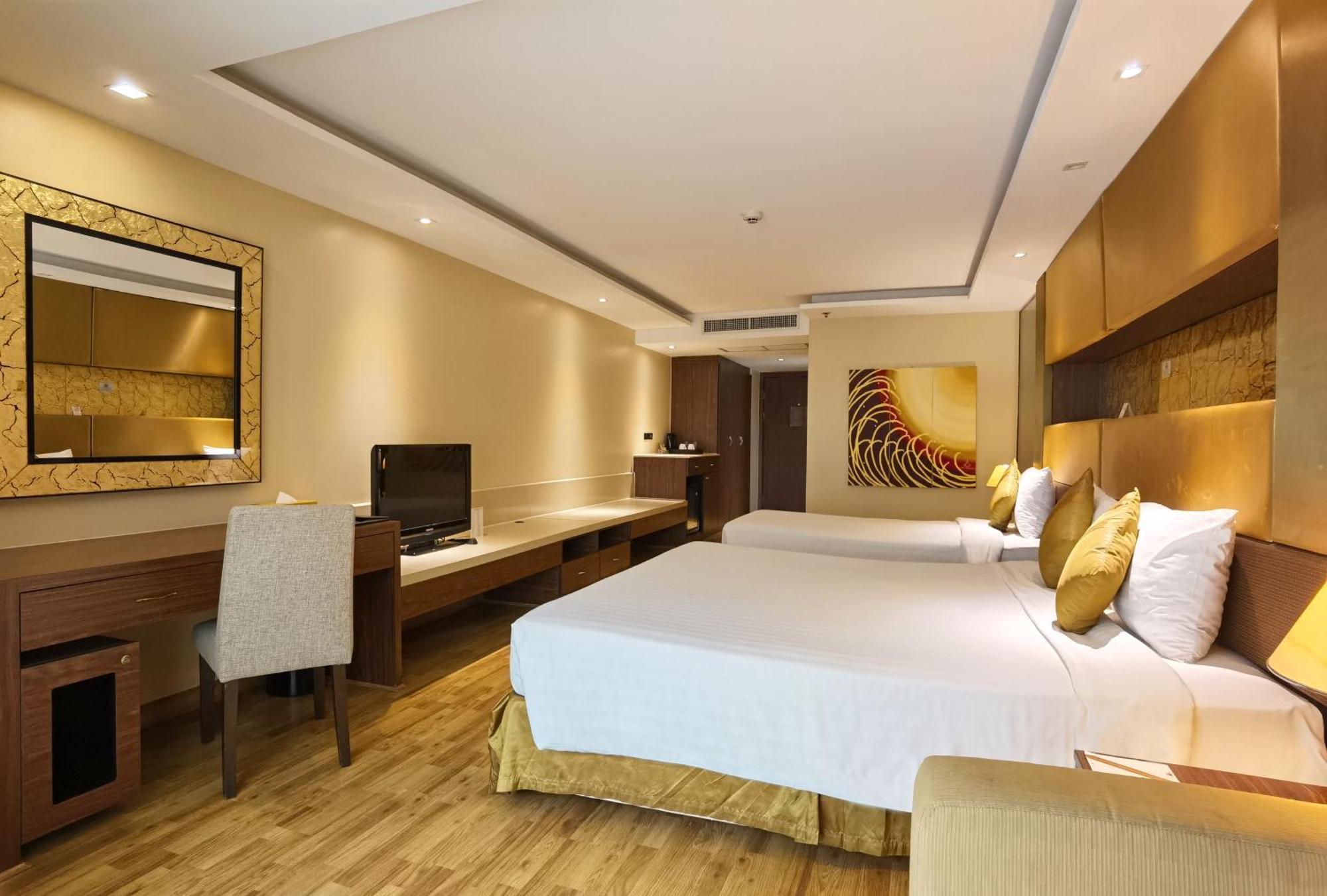 Nova Gold Hotel Pattaya Bagian luar foto